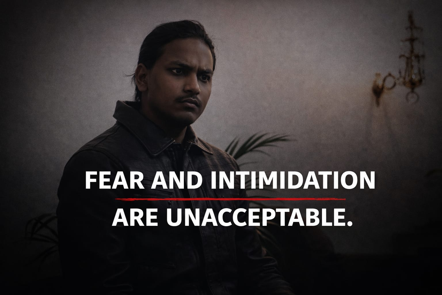 लिस्बनस्थित नेपाली दूतावासमा प्रजातन्त्र दिवस कार्यक्रममा युवाले कागजी प्रक्रियाबारे प्रश्न उठाउँदै